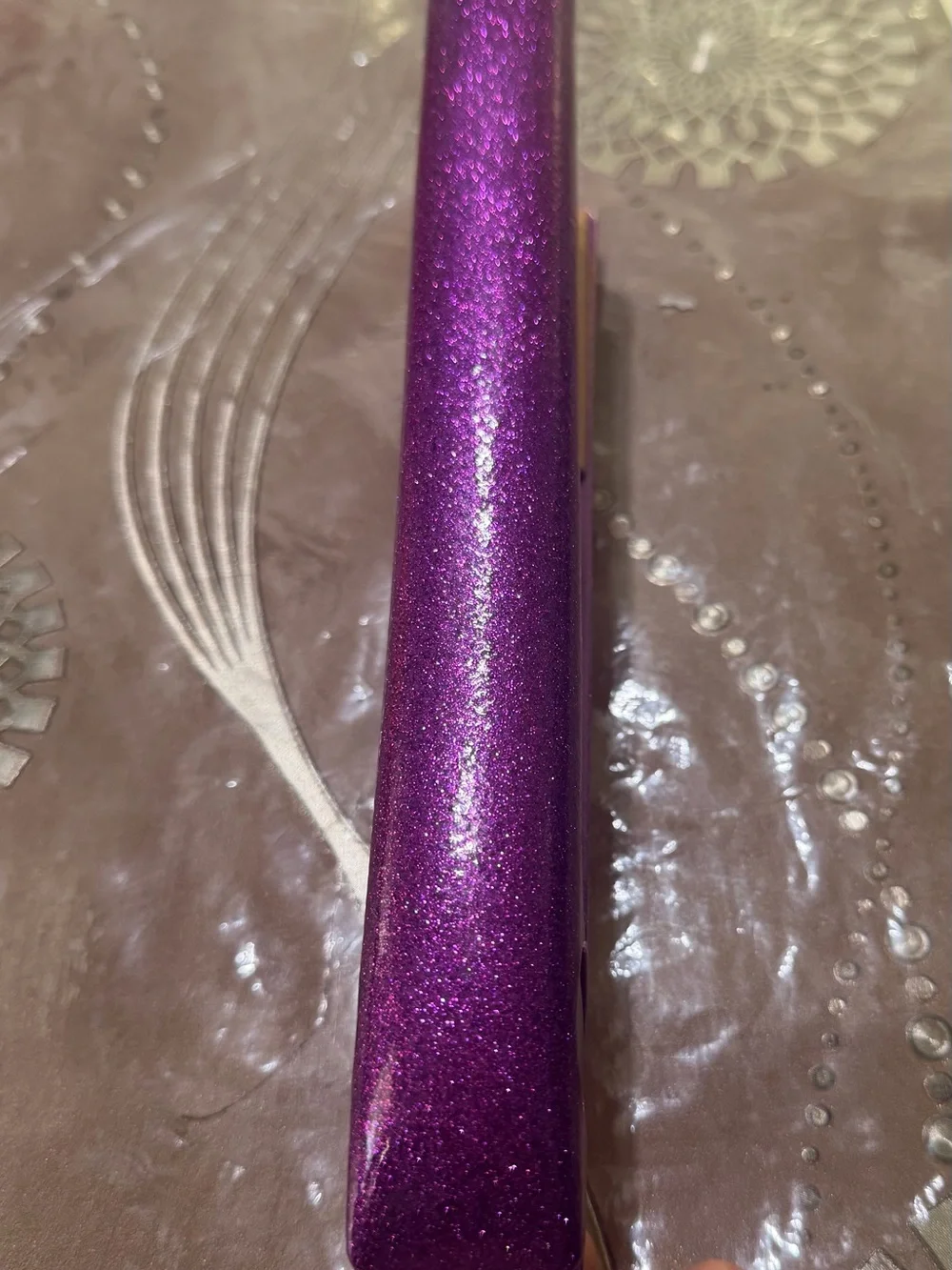 Compact Pink LED Makeup Light - Picture 1 of 9